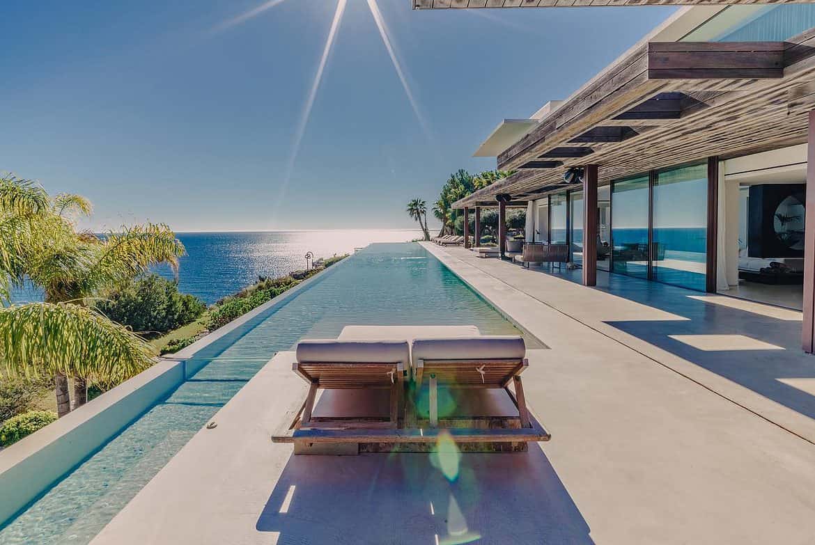 EXCLUSIVE FRONTLINE VILLA IN IBIZA. EXCLUSIVA VILLA EN PRIMERA LINEA DEL MAR EN IBIZA. VILLA IBIZA ALMA
