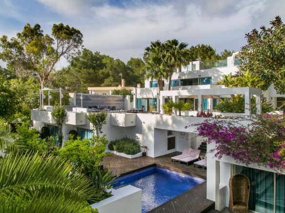 Villa mieten in Santa Eulalia